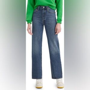 Levi's Straight Leg Jeans in Classic Blue